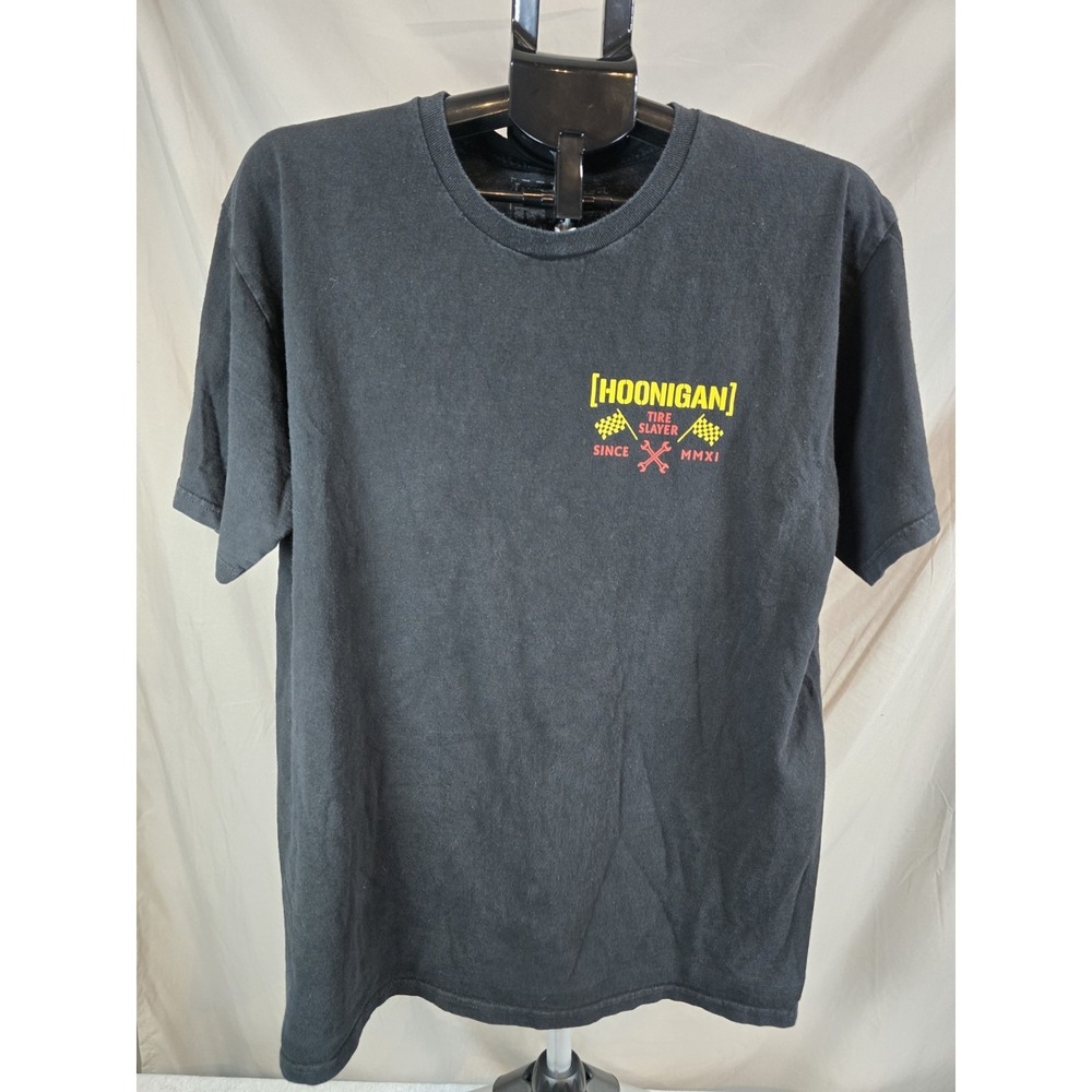 Hoonigan Tire Slayer graphic t-shirt with orange and yellow detailing Size Large